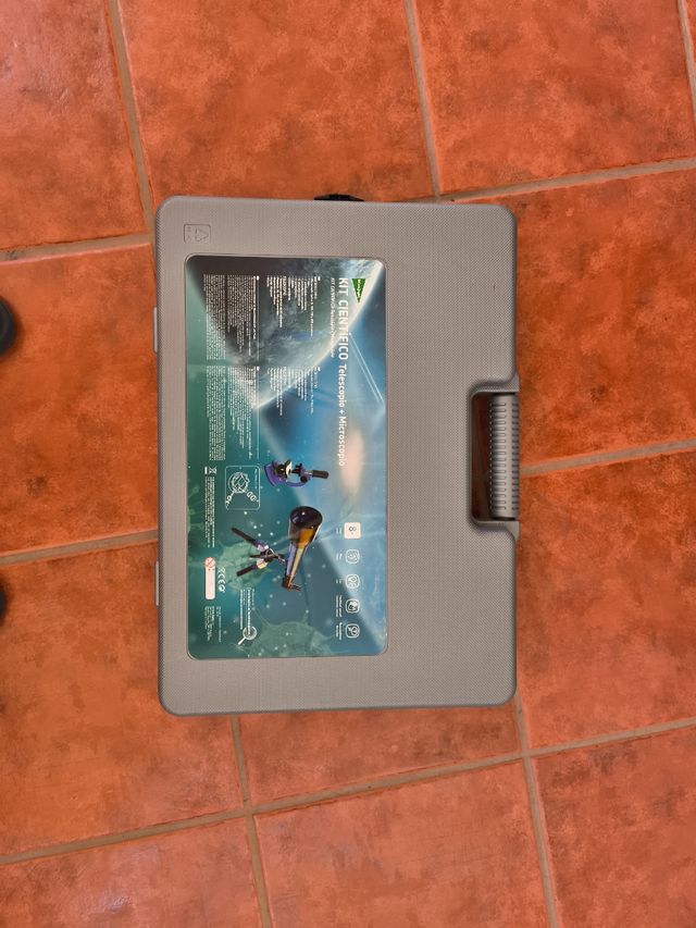 Kit científico: Microscopio y telescopio