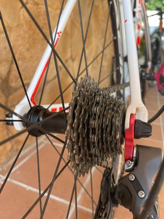 Bicicleta carretera CUBE AGREE