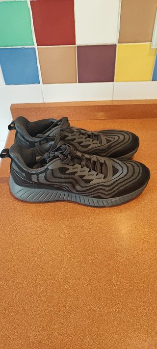 Lote de Zapatillas talla 44 Nike, Reebok y Fila