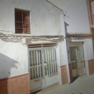 CASA DOBLE EN VENTA – TARAZONA DE LA MANCHA (AB)