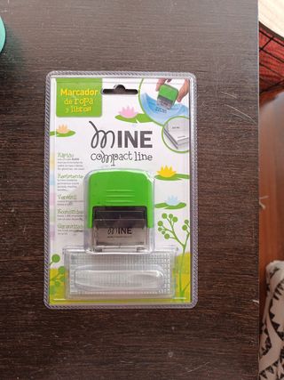 Marcador Mine Compact Line: Ropa y libros