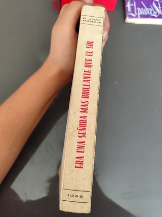 ERA UNA SEÑORA MÁS BRILLANTE QUE EL SOL