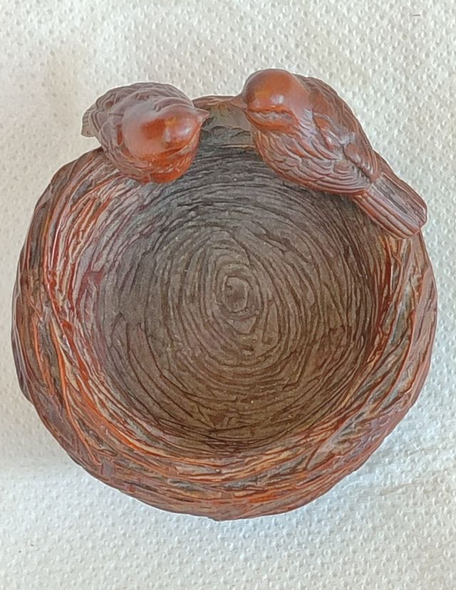 Okimono uccellino nido legno bosso periodo Showa