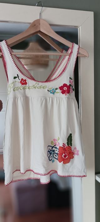 Blusa bordada vintage multicolor