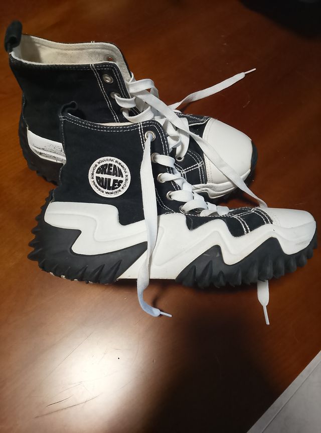 Bambas negras y blancas