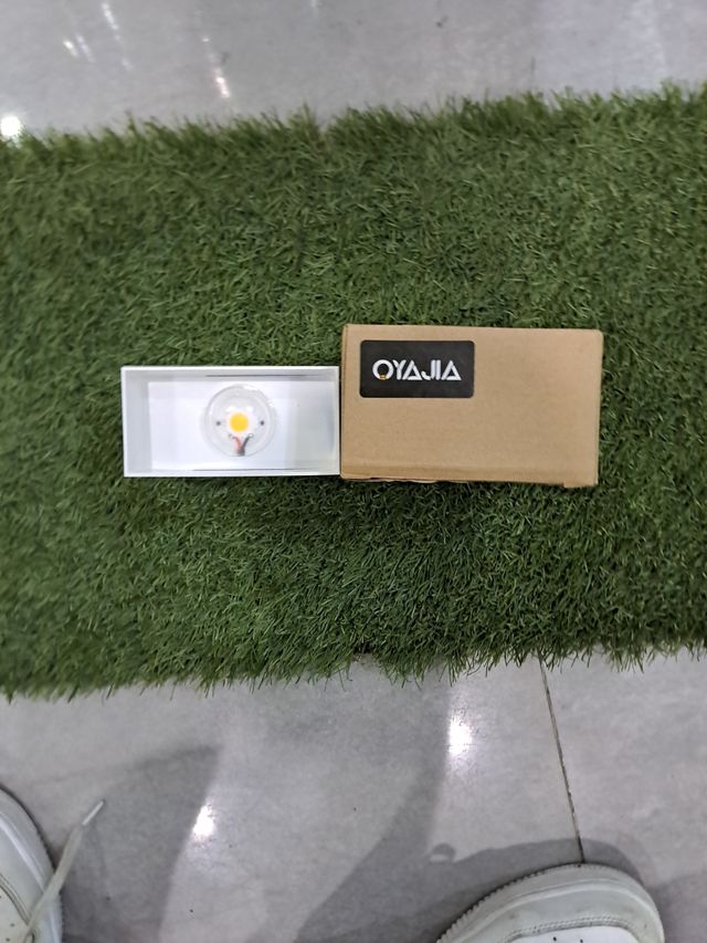 Lampara LED OYAJIA blanca