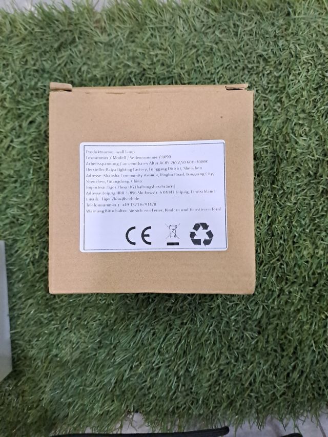 Lampara LED OYAJIA blanca