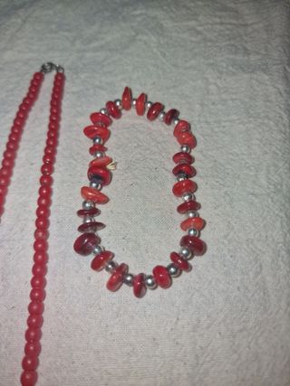 Collana e braccialetto rosso