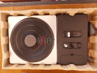 DJ Hero 2, Mesa mezclas PS3