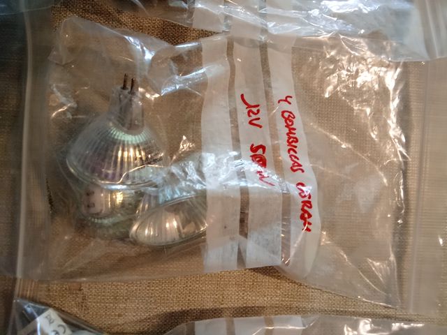 LOTE de 23 bombillas LED 12V 