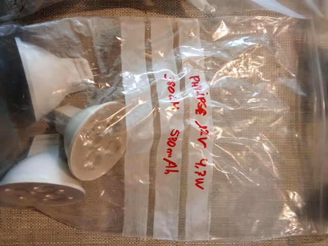 LOTE de 23 bombillas LED 12V 