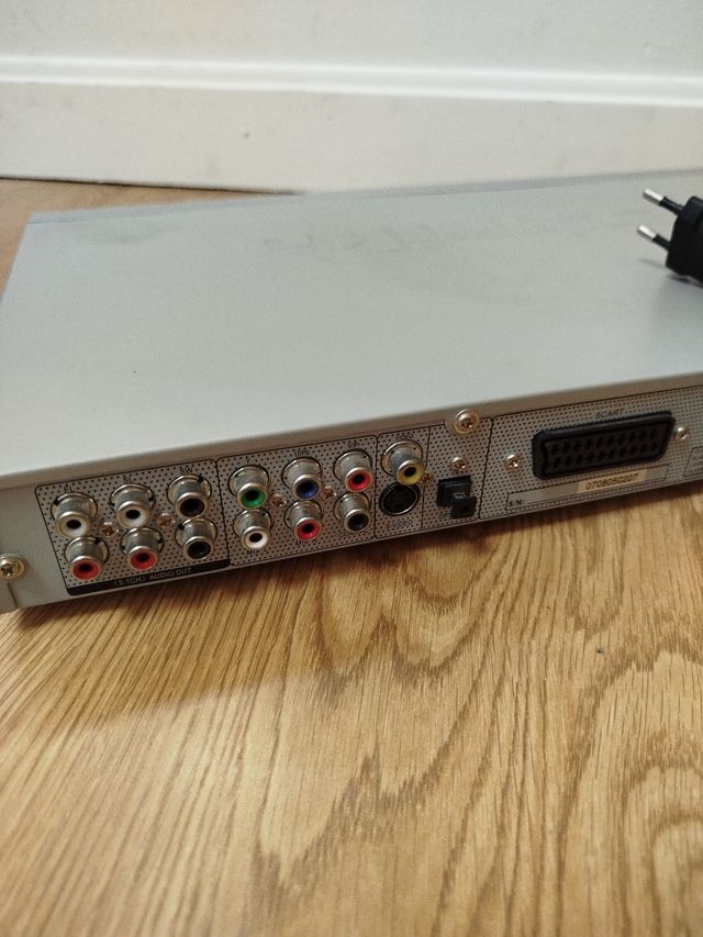 Reproductor DVD Technika