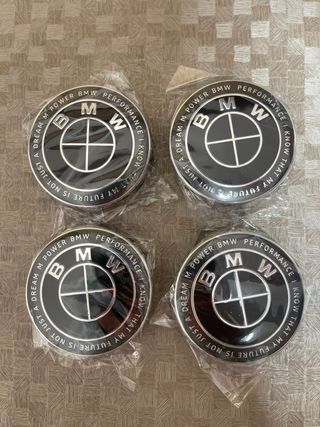 7 Emblemas BMW en DIFERENTES COLORES.