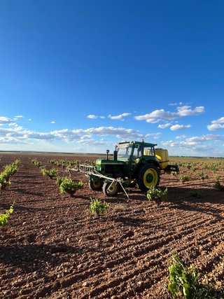 Servicios agricolas en Tomelloso