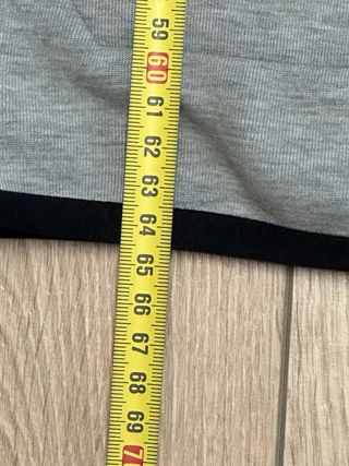 Chaqueta Nike Tech Fleece gris