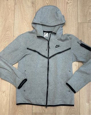 Chaqueta Nike Tech Fleece gris