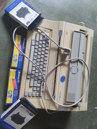 Máquina escribir Triumph-Adler Compacta 400