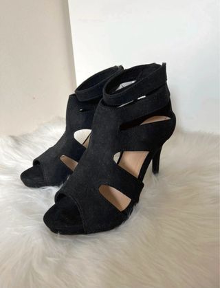 Sandalias negras tacón aguja