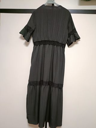 Vestido negro midi