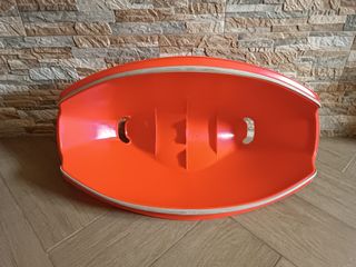 BALANCÍN INFANTIL IKEA ROJO