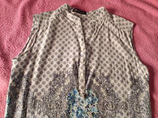 Blusa sin mangas mujer.