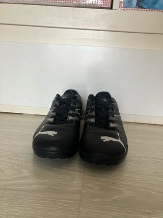 Botas fútbol Puma multitaco - N° 38