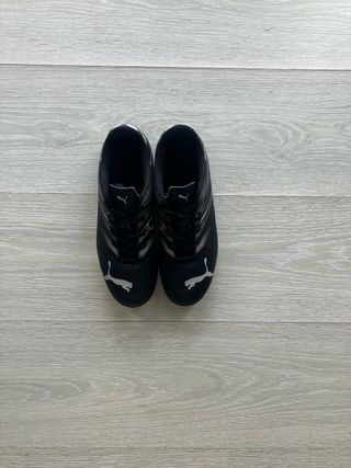 Botas fútbol Puma multitaco - N° 38