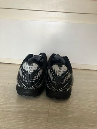 Botas fútbol Puma multitaco - N° 38