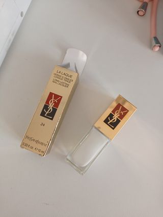 Esmalte uñas YSL blanco #24