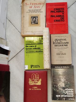 LIBRO DE LA FAMILIA y ➕ libros Religiosos