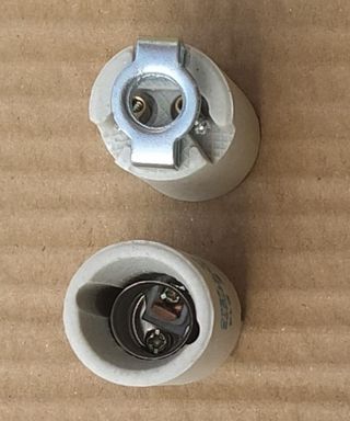 Suportes lâmpadas em Cerâmica- E14 e E27 - Novos