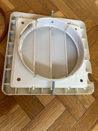 Tapa ventilación y piezas juntas salida de humos.