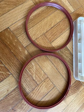 Tapa ventilación y piezas juntas salida de humos.