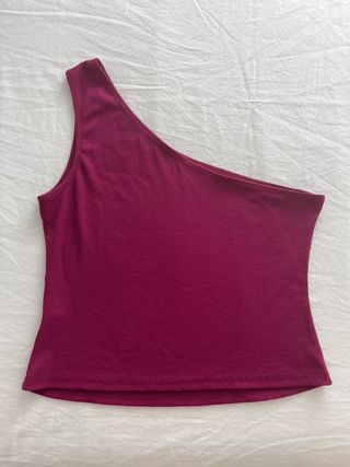 Top asimétrico color orquidea - Talla M