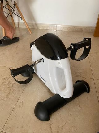 Bicicleta estática piernas