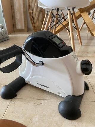 Bicicleta estática piernas