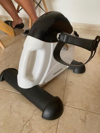 Bicicleta estática piernas