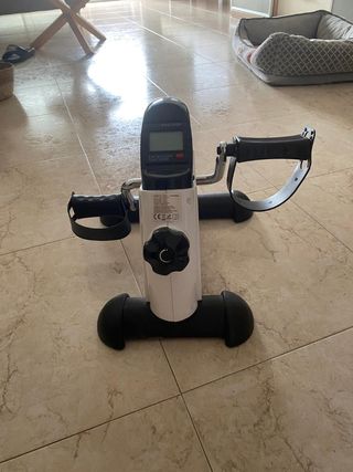 Bicicleta estática piernas