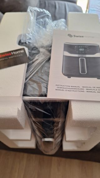 Freidora de aire SwissHome Petit - 5L Nueva!