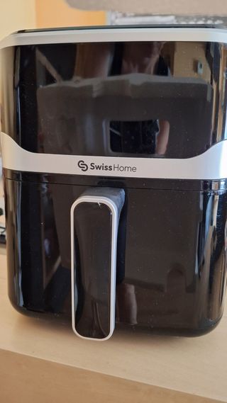 Freidora de aire SwissHome Petit - 5L Nueva!