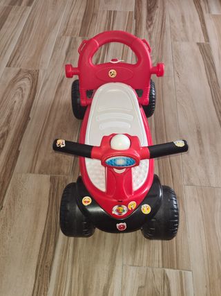 Correpasillos infantil rojo