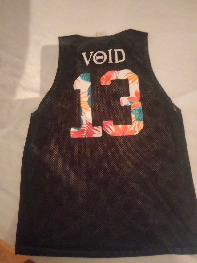 Camiseta deportiva negra