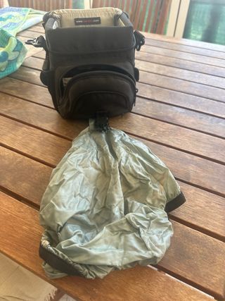 Funda Lowepro cámara + protector lluvia