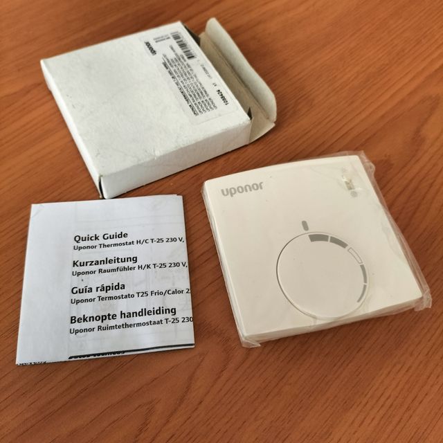 Termostato Uponor T-25 - Nuevo
