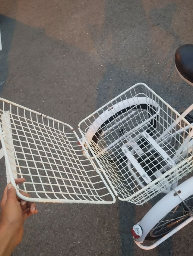 Triciclo adulto blanco