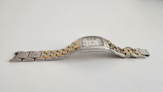 Reloj Nivada acero inoxidable.