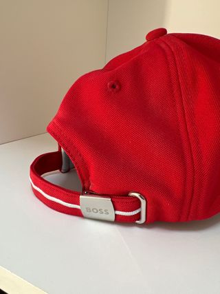 Gorra roja Hugo Boss