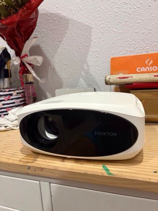 Proyector PRIXTON P50 - Blanco +accesorios