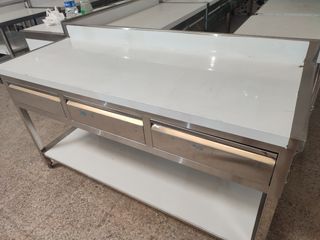 MESA INDUSTRIAL DE 160 CM