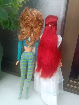Muñecas Ariel y Bloom